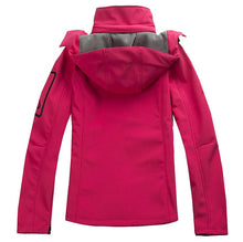 Load image into Gallery viewer, Outdoor Soft-shell Jacket