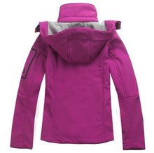 Load image into Gallery viewer, Outdoor Soft-shell Jacket